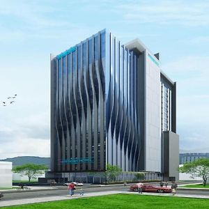 Bayfront Hotel Cebu - Capitol Site